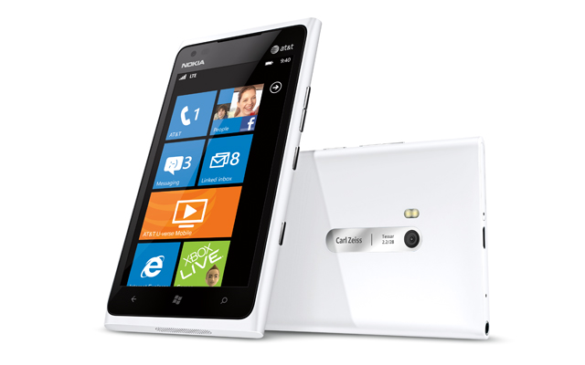 lumia-900-1
